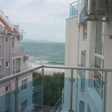 Kraybrezhna Apartment Pomorie Extérieur photo